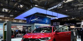 Huawei et PSA dévoilent leur premier véhicule connecté à la Foire de Hanovre 2018
