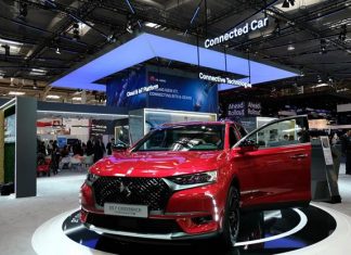 Huawei et PSA dévoilent leur premier véhicule connecté à la Foire de Hanovre 2018