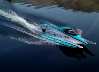 Jaguar s’offre un record de vitesse avec un bateau 100% électrique