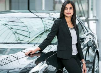 General Motors. Deux femmes aux commandes