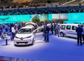 RENAULT peaufine sa communication pour le Mondial de l’Auto