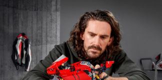 Lego Technic : La tant attendue DUCATI PANIGALE V4 R