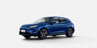 HUAWEI : après les smartphones, la voiture 100% électrique
