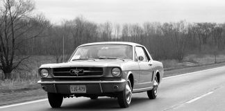 La Ford MUSTANG fête son 60ème anniversaire